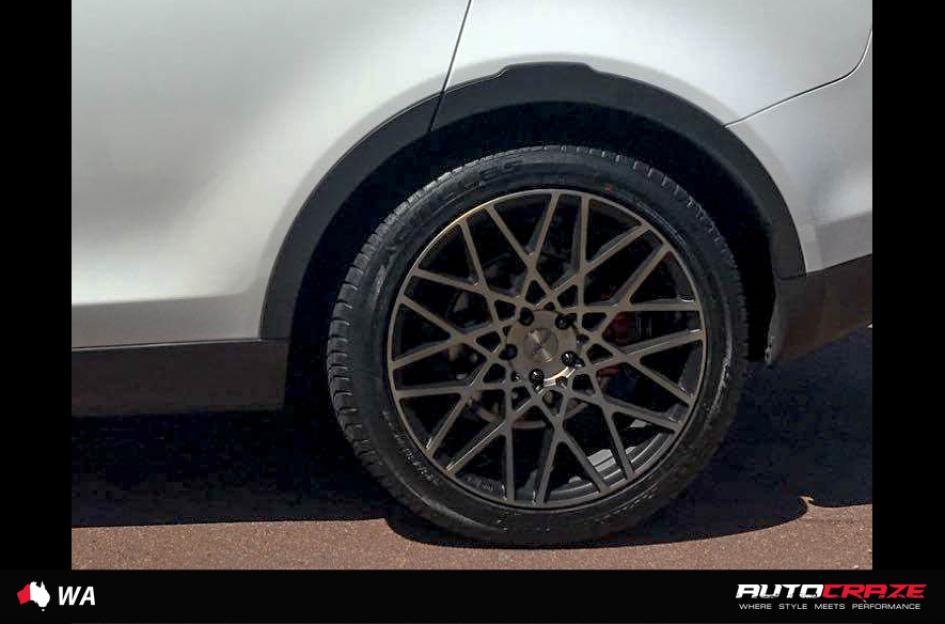 RANGE-ROVER-EVOQUE-BLQ-MATTE-BLACK-TINTED-FACE